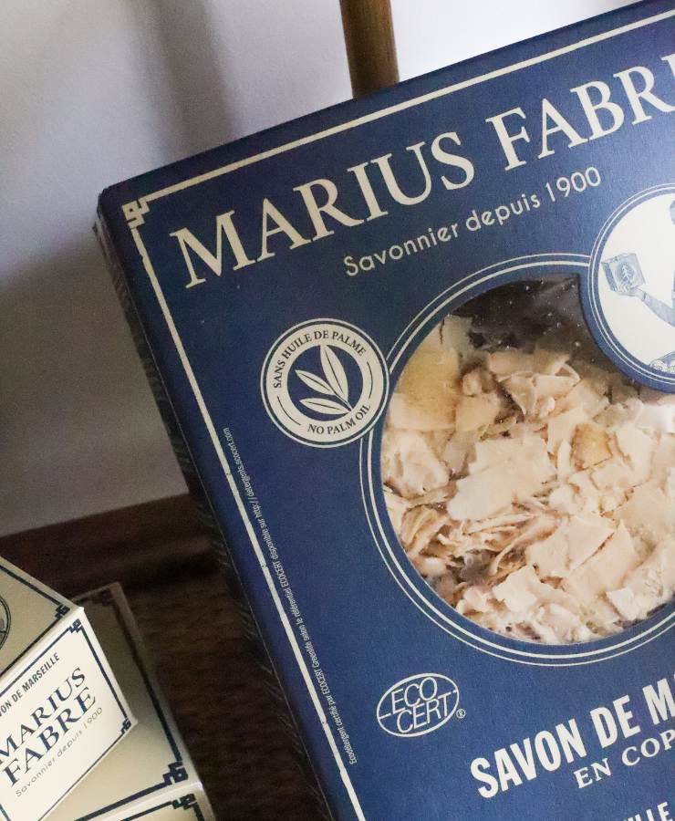 MARIUS FABRE -LOT DE 2 COPEAUX DE SAVON DE MARSEILLE 2X750g + 1 SAVONNETTE 40G OFFERTE